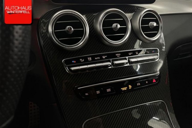 Mercedes-Benz GLC 300 GLC 300 de Coupe 4M AMG NIGHT CARBON AIRMATIC+