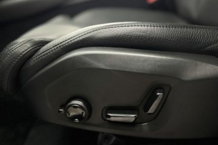Volvo XC90 XC90 B5 D AWD ULTIMATE BRIGHT 7SITZ+PANO+NUBUK+