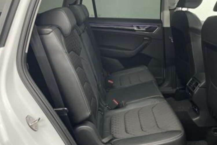 Skoda Kodiaq Kodiaq 2.0 TDI 4x4 STYLE 7SITZ+PANO+360+LED+ACC+