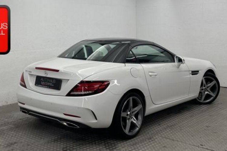 Mercedes-Benz SLC 200 SLC 200 AMG PANO+KAMERA+HARMAN/K+ILS+AIR-SCARF+