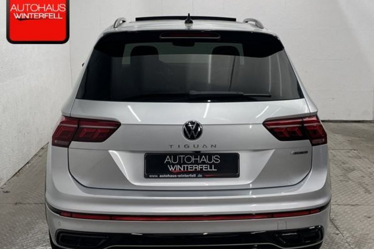 Volkswagen Tiguan Tiguan 2.0 TDI 4M R-LINE BLACK PANO+AHK+STANDH+