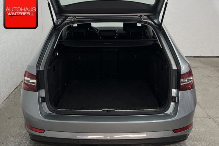 Skoda Superb Superb Combi 1.5 TSI Style XENON+MEMO+CANTON+