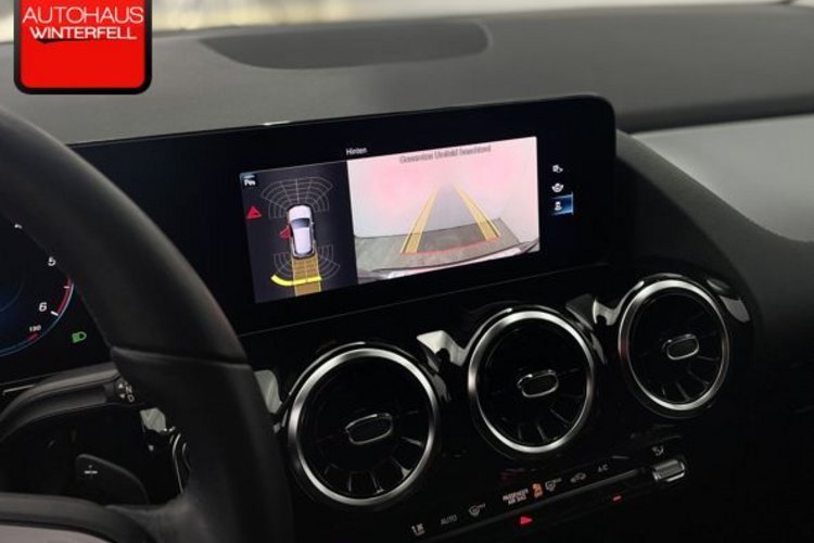 Mercedes-Benz GLA 180 GLA 180 d STYLE LED+KAMERA+MBUX+AUGMENTED+DAB+