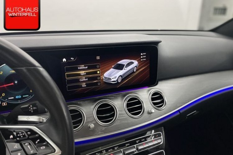 Mercedes-Benz E 220 E 220 d Avantgarde NIGHT ESD+KAMERA+AMBIENTE+LED