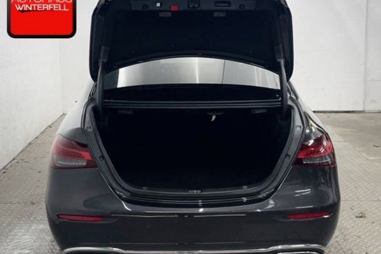 Mercedes-Benz E 300 E 300 d 4M AVANTGARDE AHK+KEYLESS+DISTRONIC+MBUX