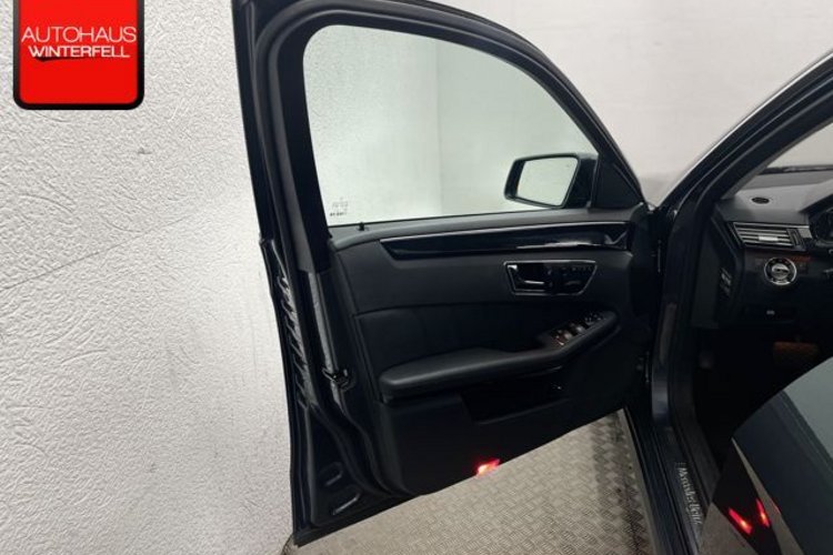 Mercedes-Benz E 300 E 300 T CDI AVANTGARDE PANO+AHK+NACHT+H&amp;K+MEMORY