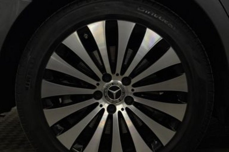 Mercedes-Benz E 350 E 350 e AVANTGARDE MULTIBEAM+COMAND+KAMERA+2ZONE