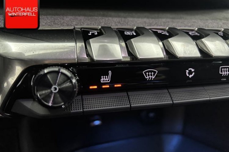 Peugeot 5008 5008 Hybrid 136 e-DSC GT BLACK TONE 7SITZ+PANO+
