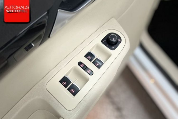 Volkswagen Sharan Sharan 2.0 TDI Highline 7SITZ+ACC+KAMERA+CARPLAY