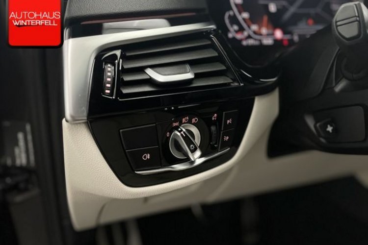 BMW M550 M550 i xDrive LASER+MASSAGE+HUD+H/K+MEMORY+4ZONE