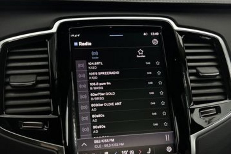 Volvo XC90 XC90 B5 D AWD Plus Bright 7SITZ+PANO+AHK+360+H&amp;K