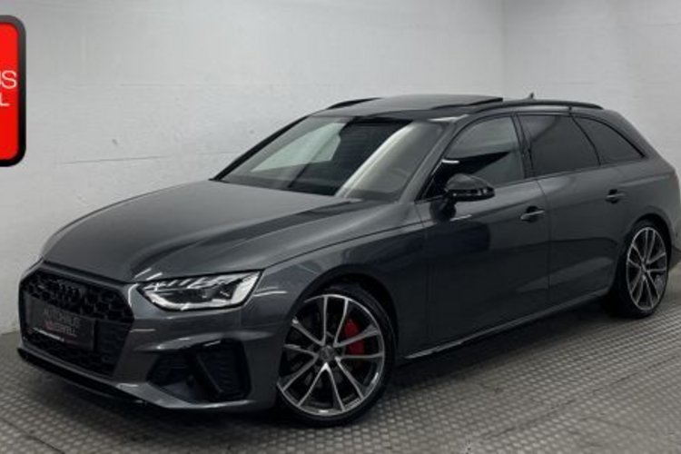 Audi A4 A4 Avant 45 TFSI qu S line edition one PANO+AHK+