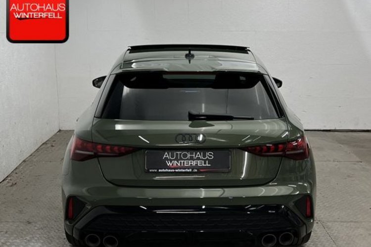 Audi S3 S3 Sportback 2.0 TFSI qu PANO+AKRAPOVIC+MATRIX+