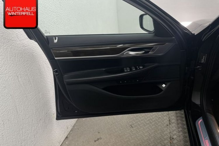 BMW 740 740 i GLASDACH+AKTIV-LENK+LASER+360+HUD+MEMO+