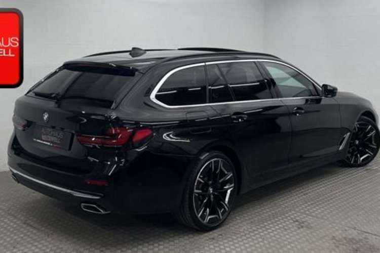 BMW 520 520 d xDrive Luxury Line INDIVIDUAL+PANO+B&amp;W+HUD
