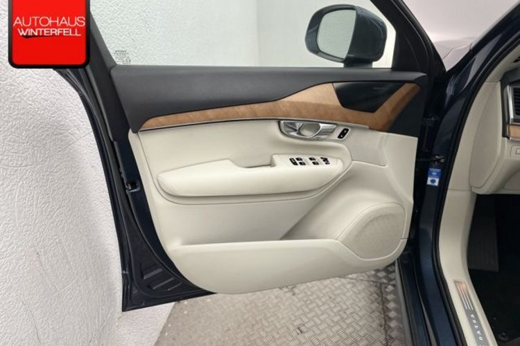 Volvo XC90 XC90 B5 AWD PANO+22Z+HUD+H&amp;K+KAMERA+LED+ALARM+