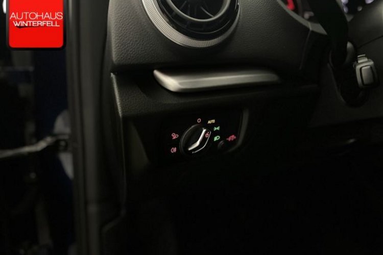 Audi A3 A3 Sportback 1.6 TDI S line ROTOR+KEYLESS+ACC+