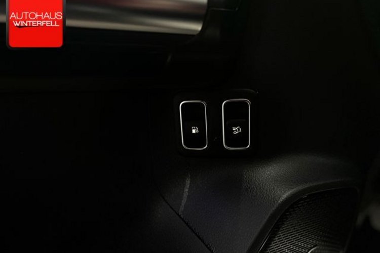 Mercedes-Benz GLA 250 GLA 250 e AMG NIGHT EXKLUSIV PANO+360+KEYLESS+