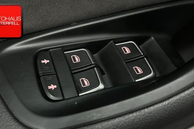 Audi A6 A6 Avant 3.0 TDI Qu 20Z S-LINE PANO+AHK+AIR+LED+