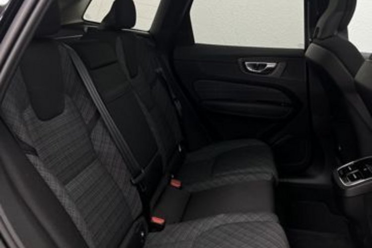 Volvo XC60 XC60 B4 D PANO+MEMORY+H&amp;K+4ZONEN+KAMERA+VOLL-LED