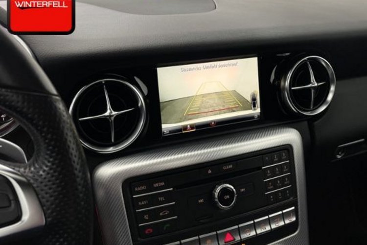 Mercedes-Benz SLC 200 SLC 200 AMG PANO+KAMERA+HARMAN/K+ILS+AIR-SCARF+