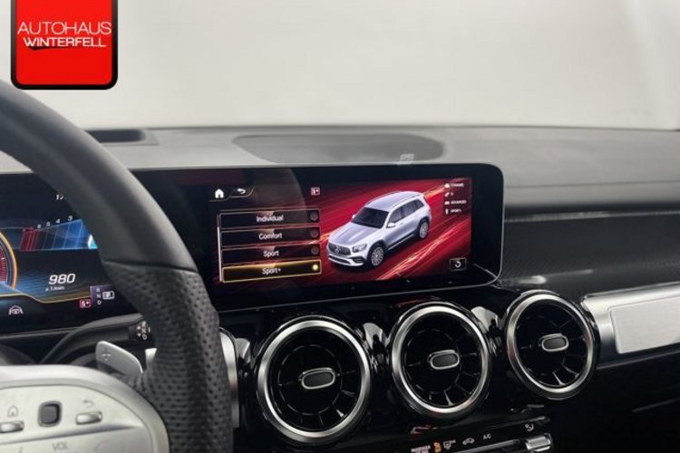 Mercedes-Benz GLB 35 AMG GLB 35 AMG CARBON 4M 7SITZ+PANO+360+HUD+MEMO+