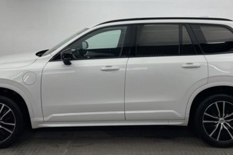 Volvo XC90 XC90 T8 AWD Rech. R-Design 7SITZ+PANO+HUD+KAMERA