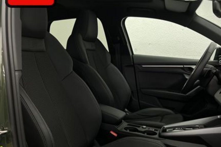 Audi S3 S3 Sportback 2.0 TFSI qu PANO+AKRAPOVIC+MATRIX+