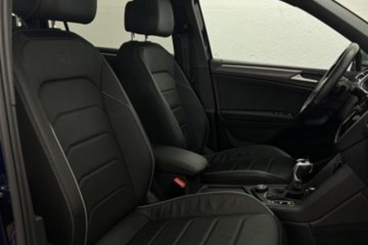 Volkswagen Tiguan Allspace Tiguan Allspace 2.0 TSI 4M R-LINE 7SITZ+PANO+AHK