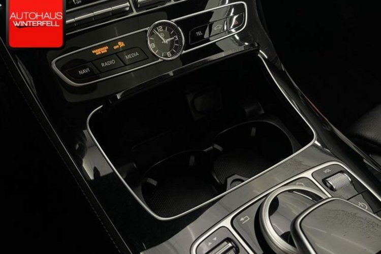 Mercedes-Benz E 220 E 220 d 4M T AVANTGARDE ALL-TERRAIN PANO+LUFT+