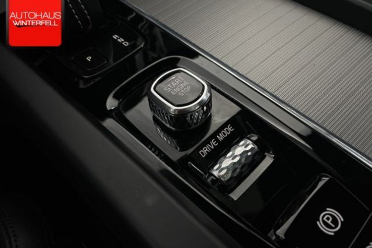 Volvo XC60 XC60 B5 D R-DESIGN AWD PANO+B&amp;W+360+HUD+STANDHZG