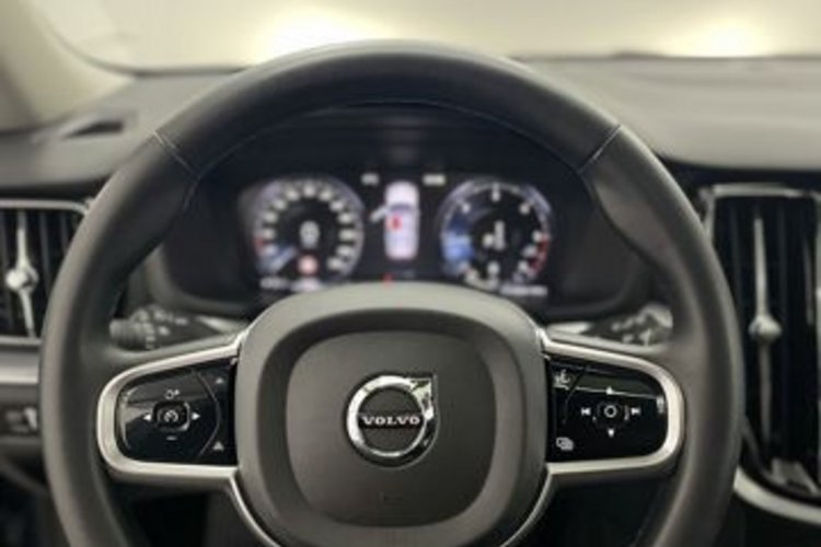 Volvo V60 Cross Country V60 CC B4 D AWD PANO+VOLL-LED+HARMAN/K+KAMERA+