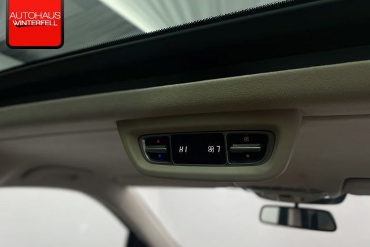 Mercedes-Benz V 300 V 300 d 4M LANG AMG NIGHT 7SITZ+PANO+AHK+STANDH+