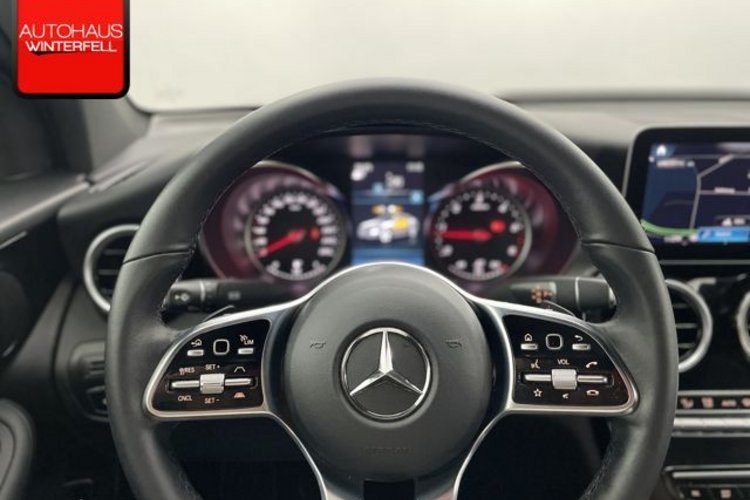 Mercedes-Benz GLC 300 GLC 300 d 4M COUPE AHK+HUD+360+DISTRONIC+LED+