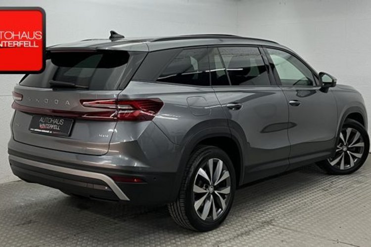 Skoda Kodiaq Kodiaq 2.0 4x4 Selection 7SITZ+PANO+AHK+360+HUD+