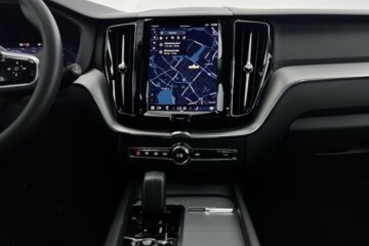 Volvo XC60 XC60 T6 AWD RECH PLUS BRIGHT PANO+AHK+STANDHEIZ+