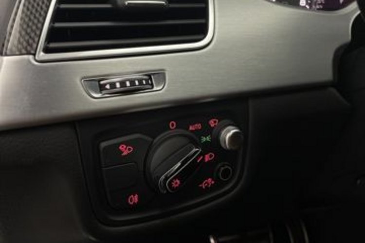 Audi S8 S8 4.0 TFSI Qu CARBON ESD+AHK+HUD+BOSE+MATRIX+