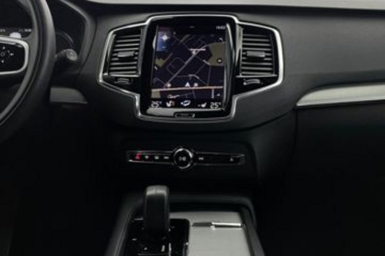 Volvo XC90 XC90 T8 INSCRIPTION RECH AWD 7SITZER+VOLL-LED+