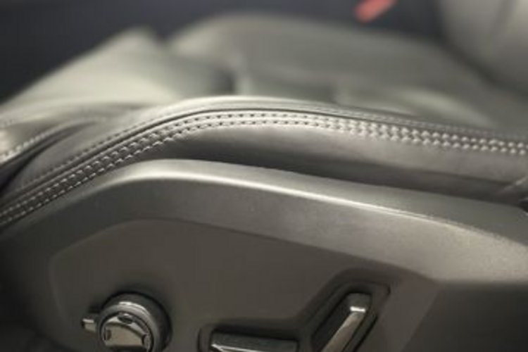 Volvo XC60 XC60 B5 D AWD Ultimate Dark POLESTAR PANO+LUFT+