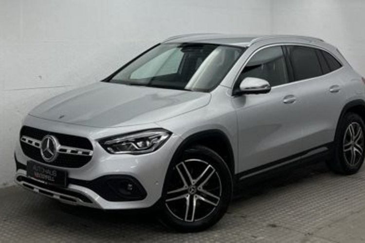 Mercedes-Benz GLA 220 GLA 220 d 4M PROGRESSIVE LED+360+MBUX+CARPLAY+