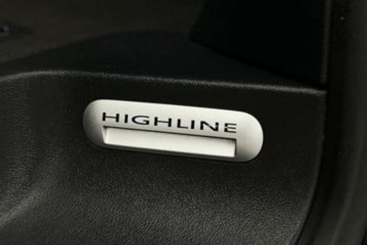 Volkswagen T5 Multivan T5 Multivan 2.5 TDI Highline 7SITZ+AHK+KAMERA+