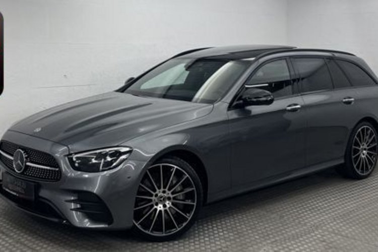 Mercedes-Benz E 400 E 400 d T 4M AMG NIGHT PANO+ABC+KEYLESS+MEMO+HUD