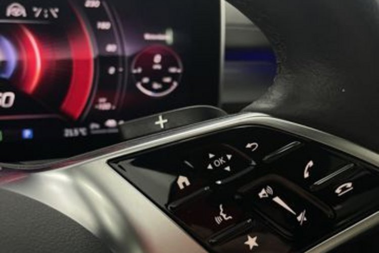 Mercedes-Benz C 300 C 300 e AMG 18Z NIGHT PANO+360+MEMORY+SITZKLIMA+