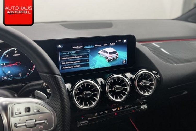 Mercedes-Benz GLA 220 GLA 220 d AMG NIGHT CARBON 20Z+KAMERA+KEYLESS+