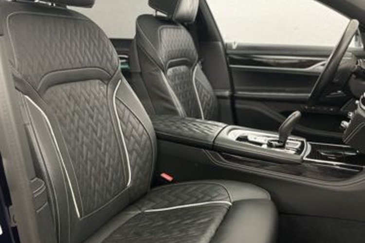 BMW 730 730 Ld xD LANG INDIVIDUAL+PANO-SKY+EXECUTIVE+