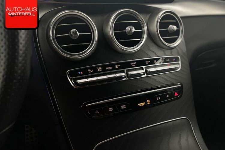 Mercedes-Benz GLC 300 GLC 300 de Coupe 4M AMG AIR-BODY+AHK+TRITTBRETT+