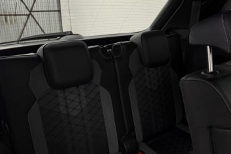 Volkswagen Tiguan Allspace Tiguan Allspace 2.0 TSI 4M R-Line 7SITZ+PANO+AHK