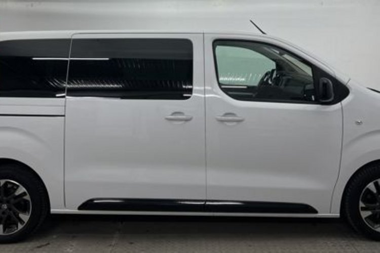Opel Zafira Life Zafira Life 2.0 D M Elegance BLACK 7SITZ+STANDH+