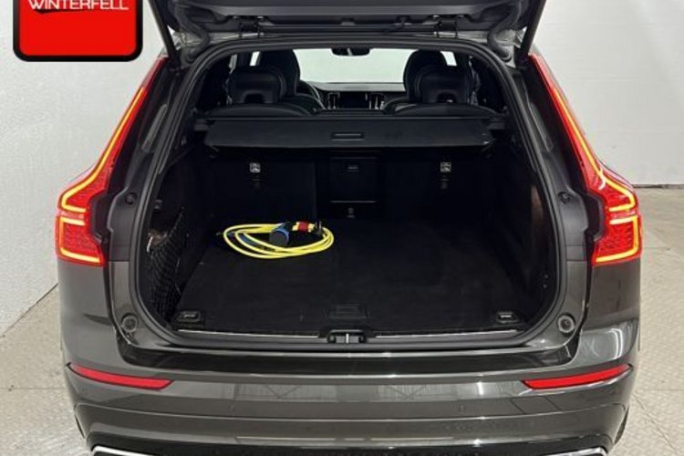 Volvo XC60 XC60 T8 AWD R-DESIGN PANO+LUFT+22Z+HUD+H&amp;K+STAND