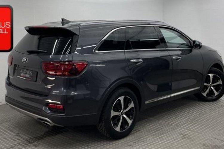 Kia Sorento Sorento 2.2 CRDI 7SITZER+AHK+KAMERA+CARPLAY+DAB+